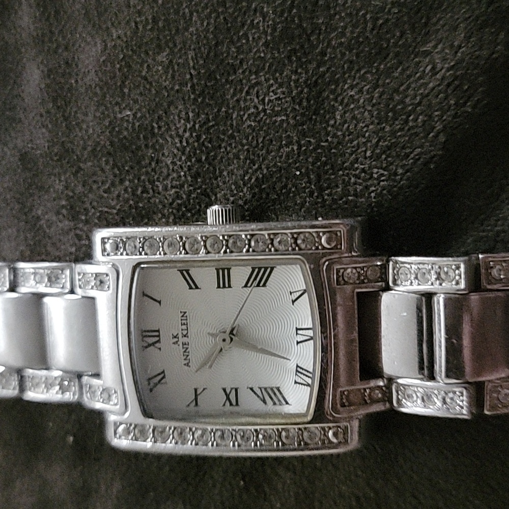 Anne Klein Watch - Picture 2 of 2